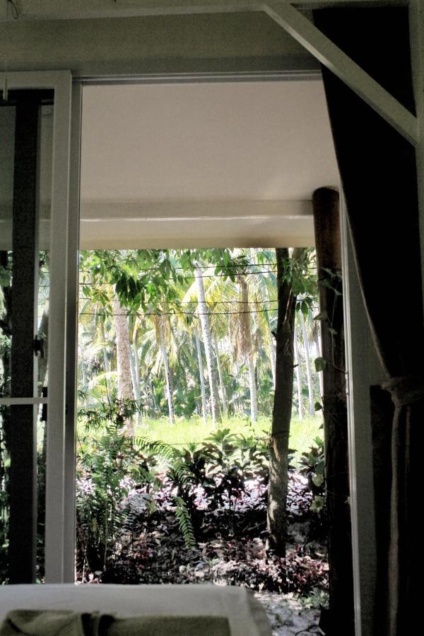 Pink Kangaroo Bungalows Ko Kut ภายนอก รูปภาพ