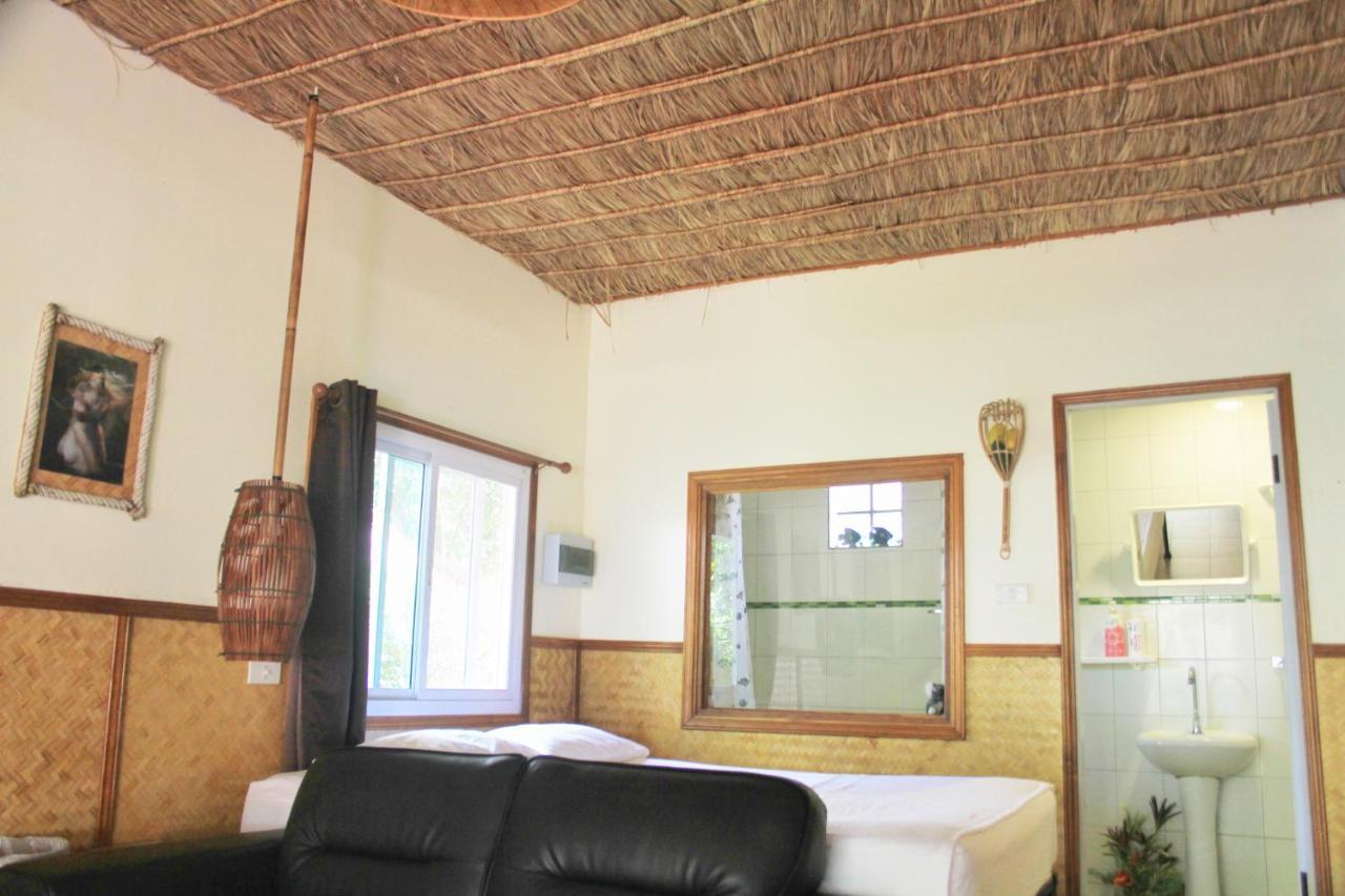 Pink Kangaroo Bungalows Ko Kut ภายนอก รูปภาพ